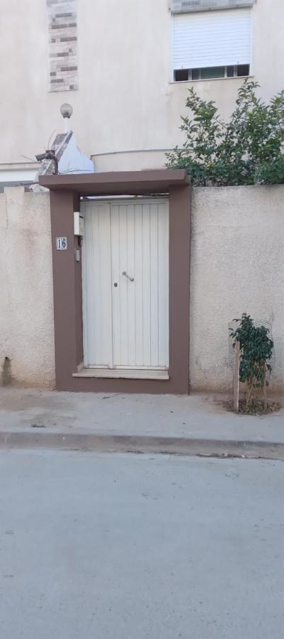 Studio, Cite La Gazelle ,Pas Jafar, Quartier Calme 10 Min De L'Aeroport Pres Du Technopark Esterno foto