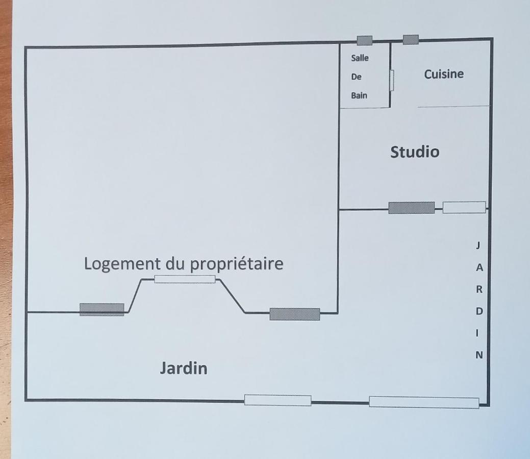 Studio, Cite La Gazelle ,Pas Jafar, Quartier Calme 10 Min De L'Aeroport Pres Du Technopark Esterno foto